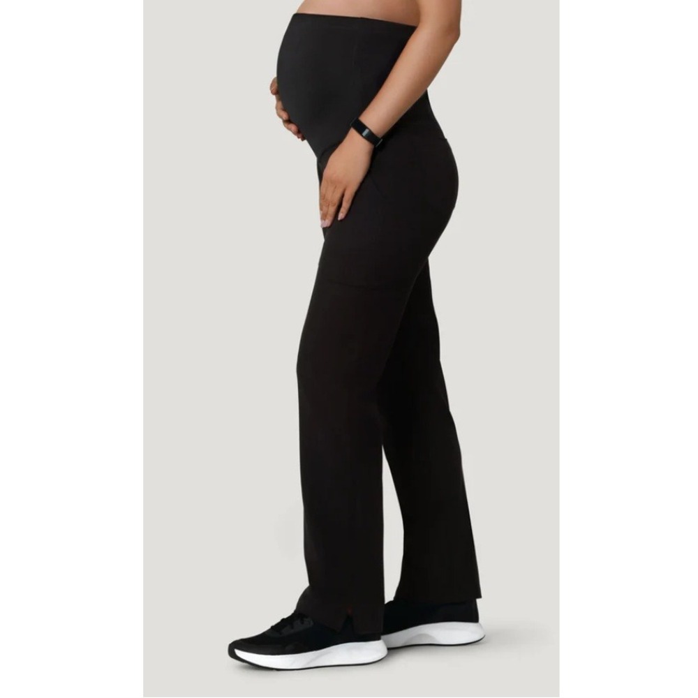 Mandala Women's Black Maternity Cargos Scrub Pants Petite Size M NWT